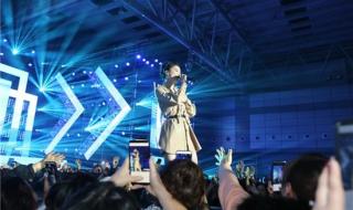 适合年会合唱的歌曲 适合年会合唱的歌曲