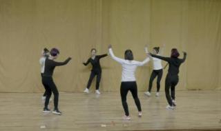 锅庄是哪个民族的舞蹈 锅庄是哪个民族的舞蹈